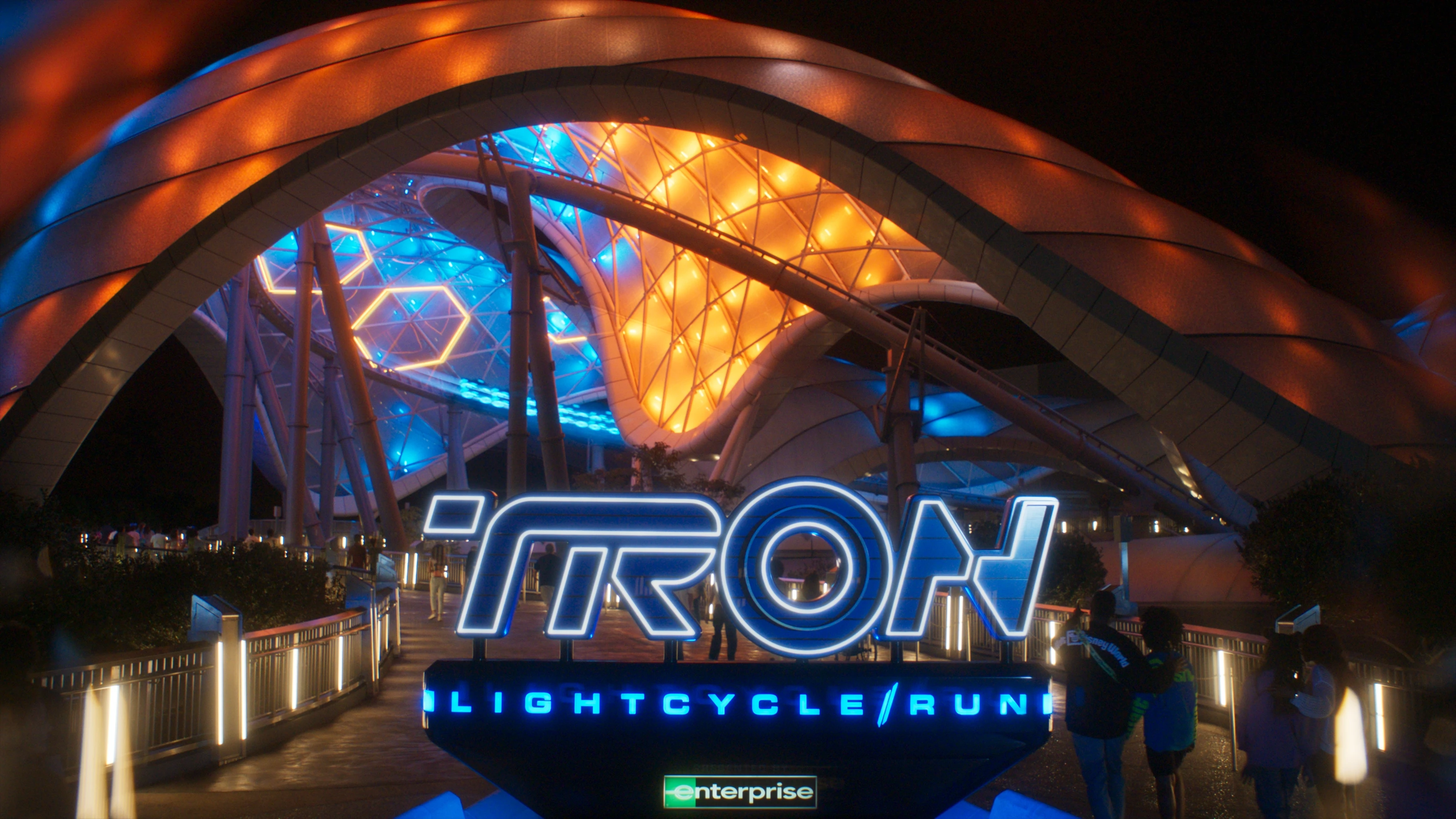 TRON_Lightcycle-Run_stillion-02124.webp