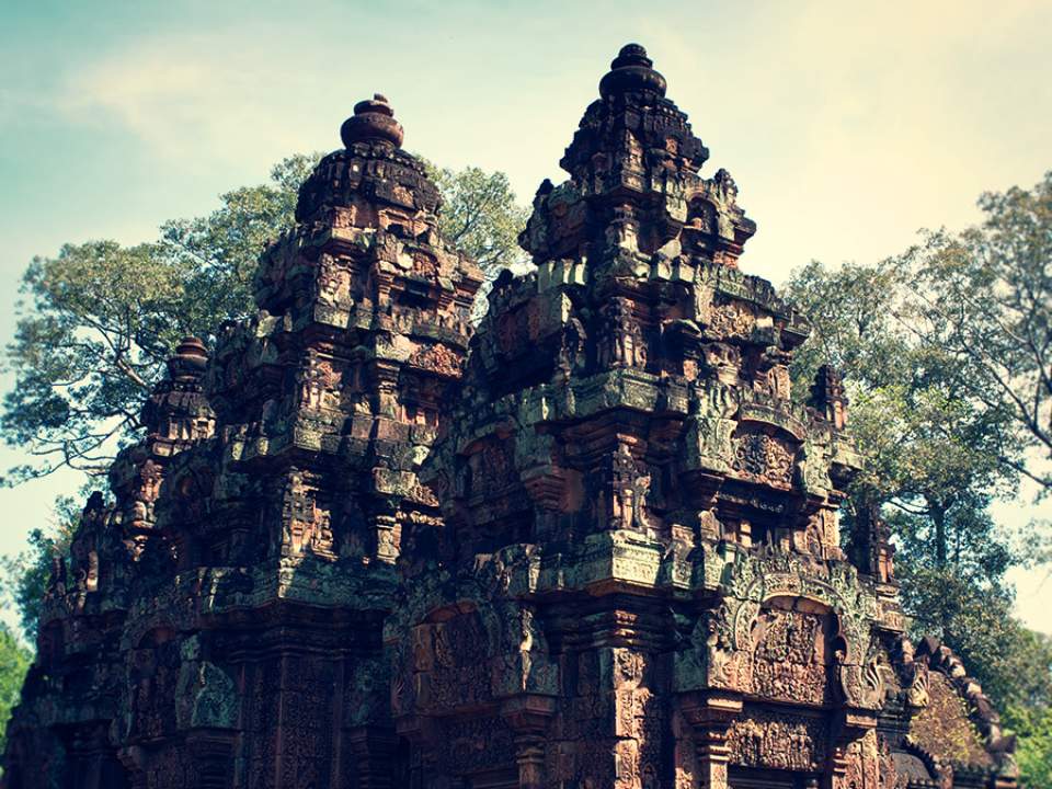 Banteay Srey 탑들
