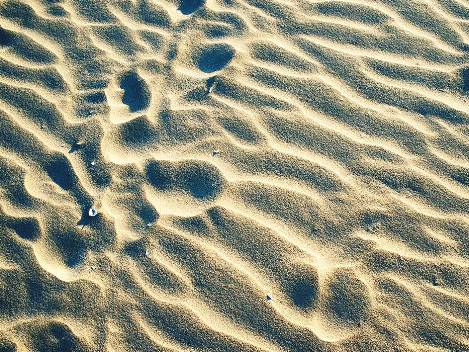 모래가 만든 표면