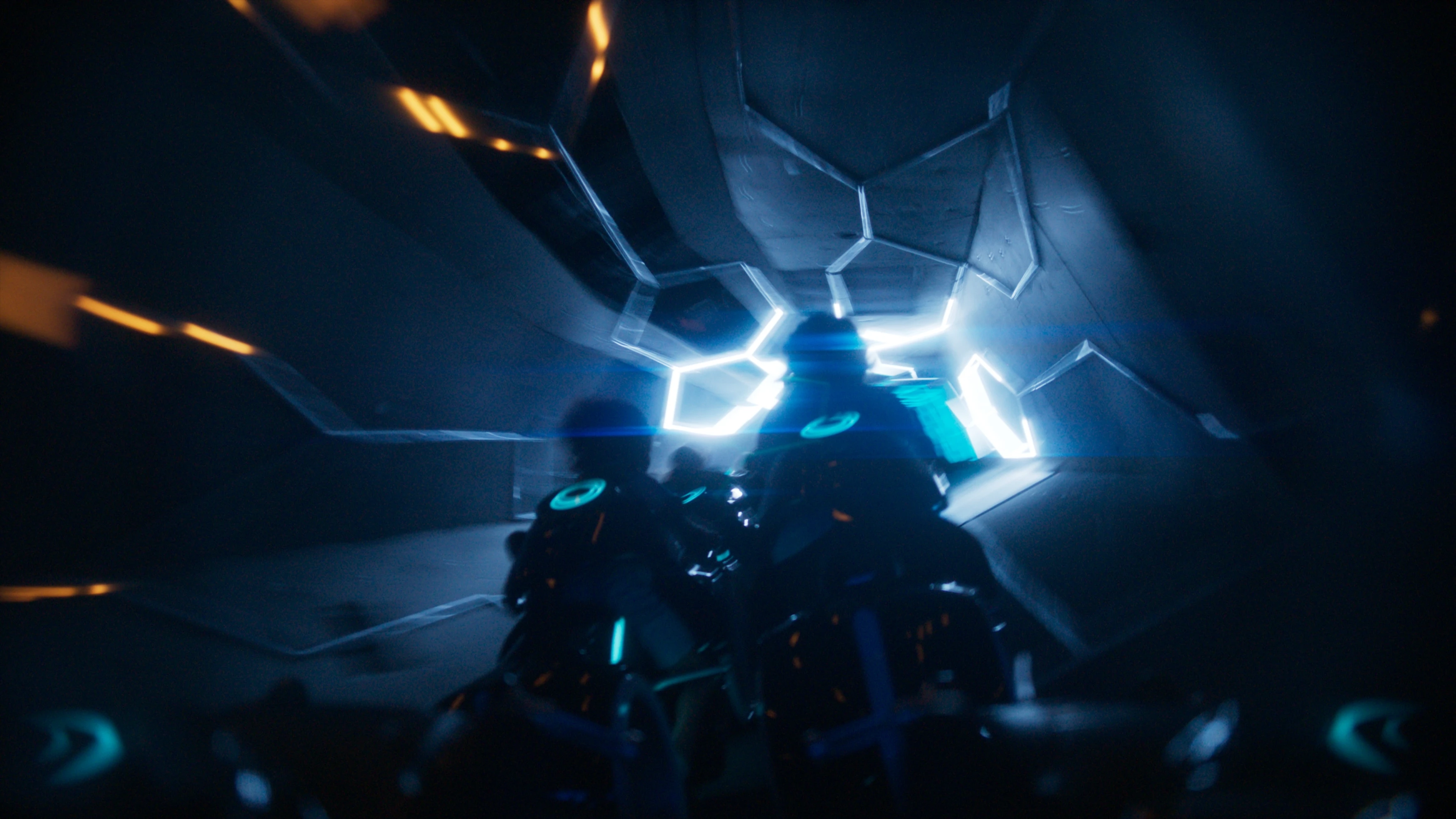 TRON_Lightcycle-Run_stillion-01316.webp