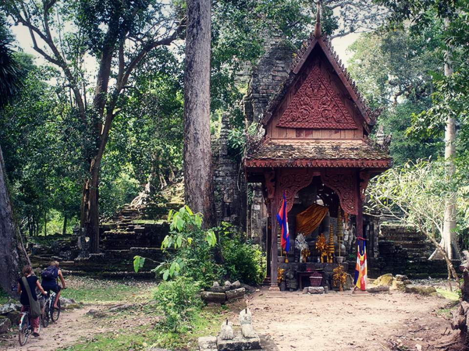 작은 사당의 모습