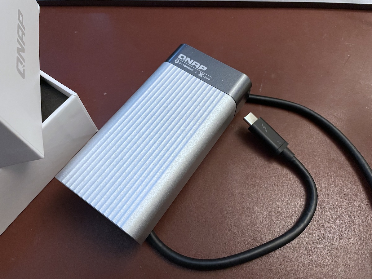 qnap-10gb-adp-002.jpg