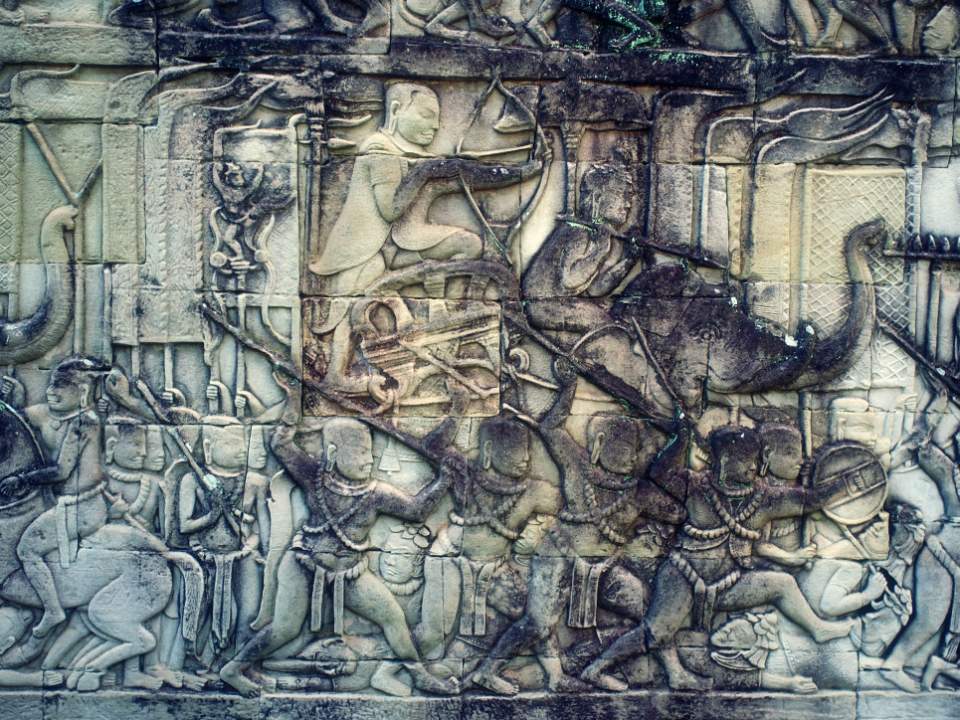 바이욘에서 본 벽의 조각